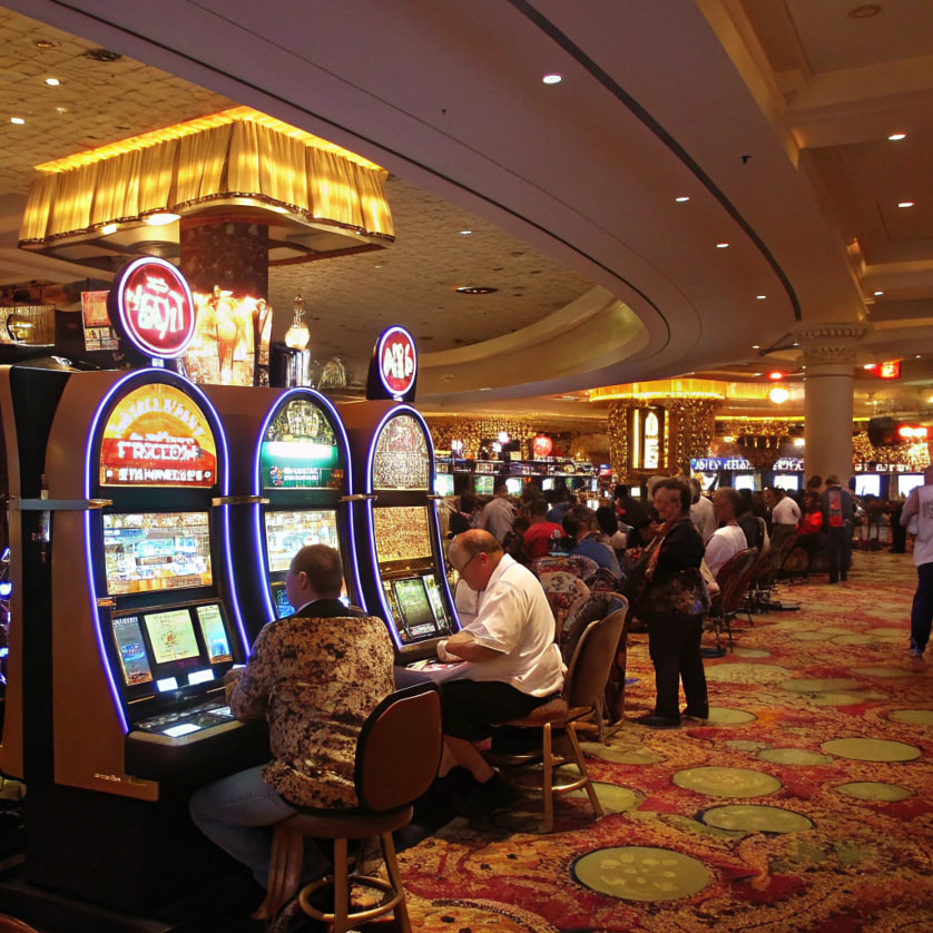 c18-Game-Slots